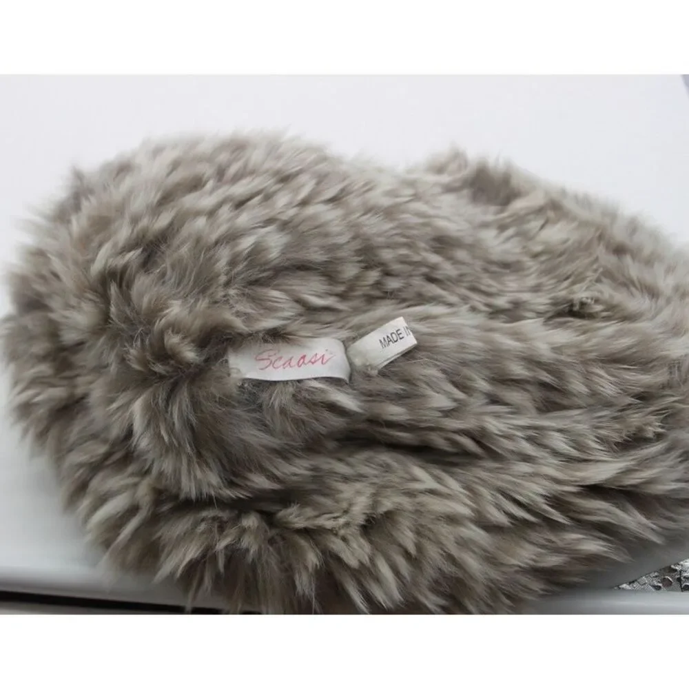 Scaasi Hat Beret Womens Medium Gray‎ Fur Fluffy Winter Accessory Chic Soft